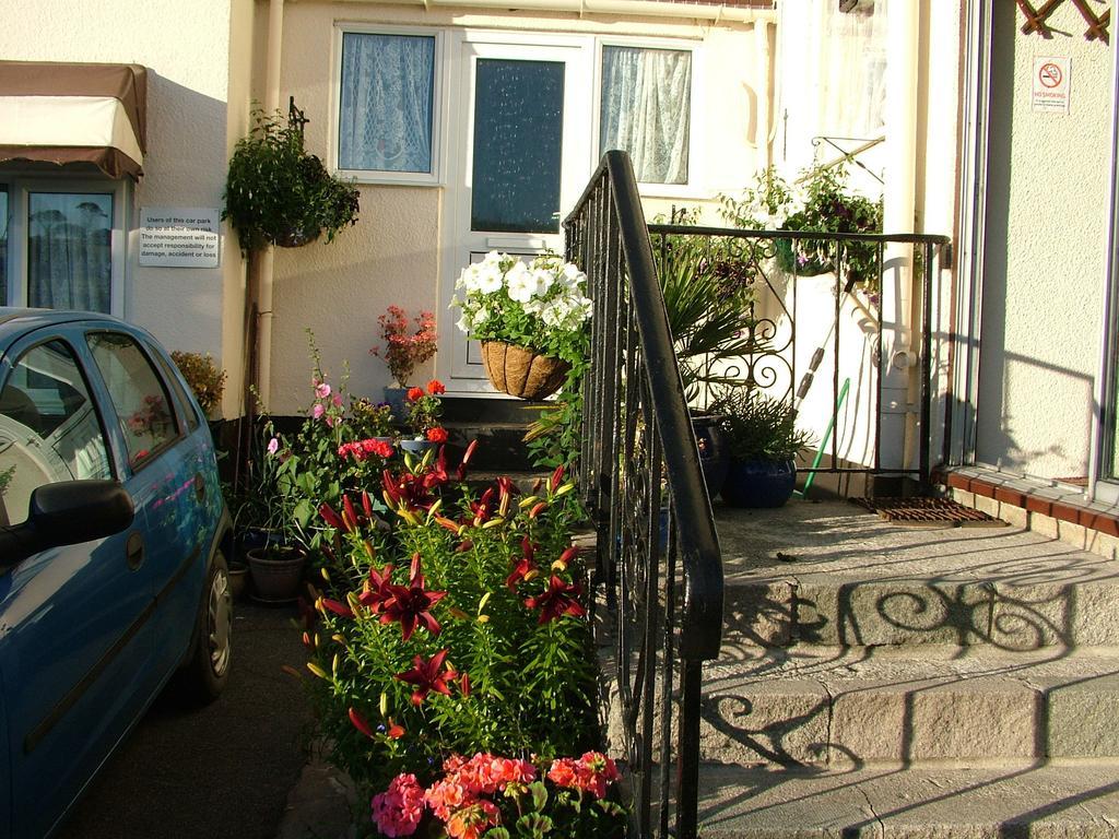 Mandalay Hotel Mevagissey Exterior photo